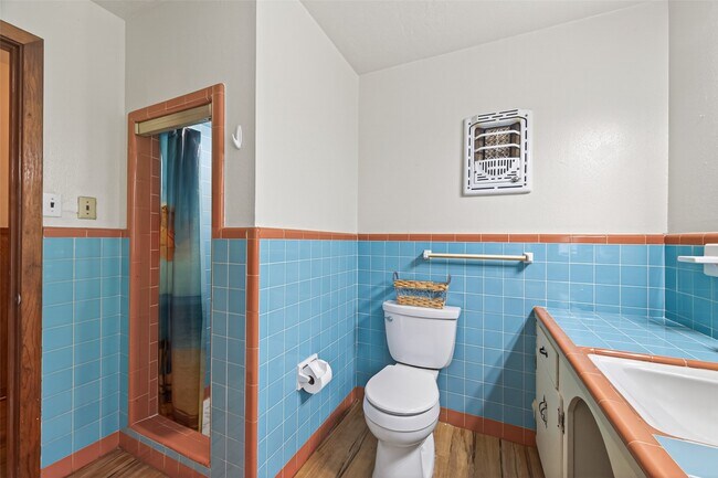 Building Photo - 4019 Beatrice Ave