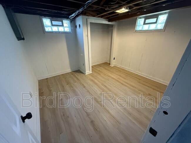 Building Photo - 710-712 Frebis Avenue - 712