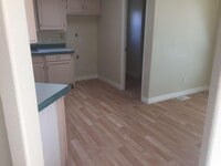 Building Photo - 2 bedroom in PHOENIX AZ 85041