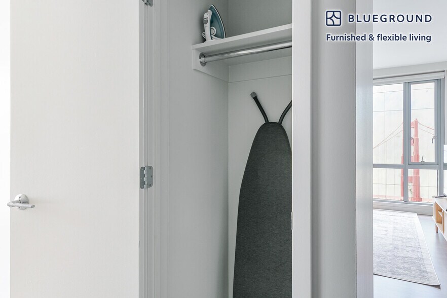 Building Photo - 101 Polk St