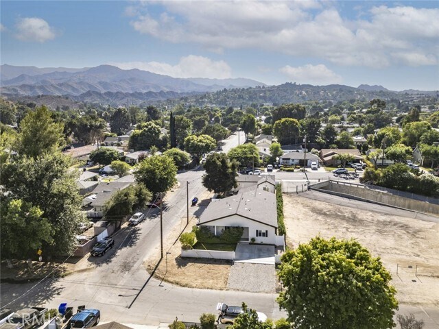 Building Photo - 25101 Vermont Dr