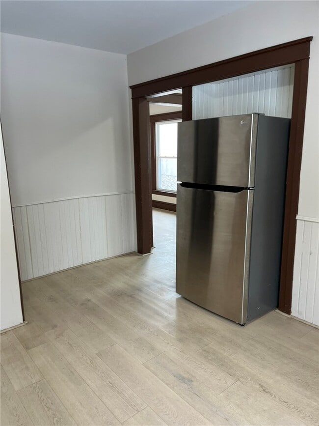 Building Photo - 414 Walnut St