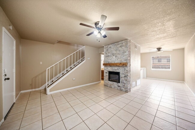 Building Photo - 6427 Wurzbach Rd