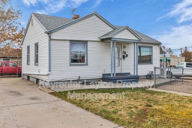 Building Photo - 12 E 250 N