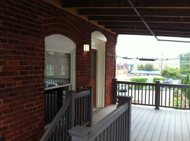 Building Photo - Great 2 Bedroom in Downtown Lynchburg