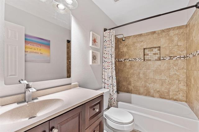 Building Photo - 5705 Piedra Dr