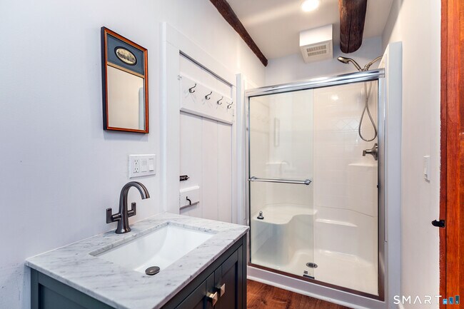 Building Photo - 48 Keeler Rd