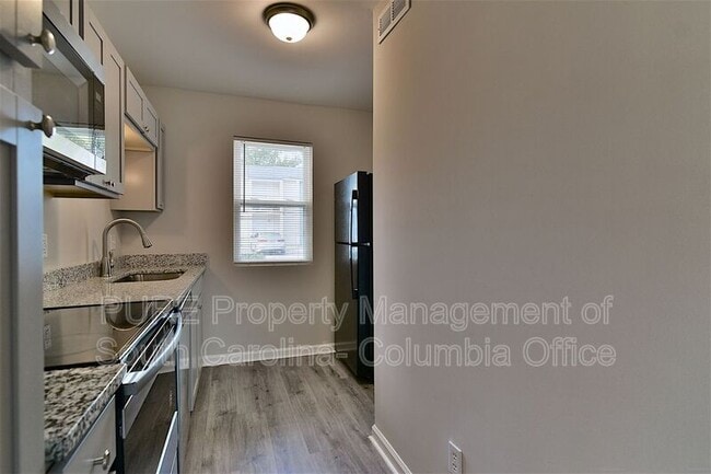 Building Photo - 308 Percival Rd