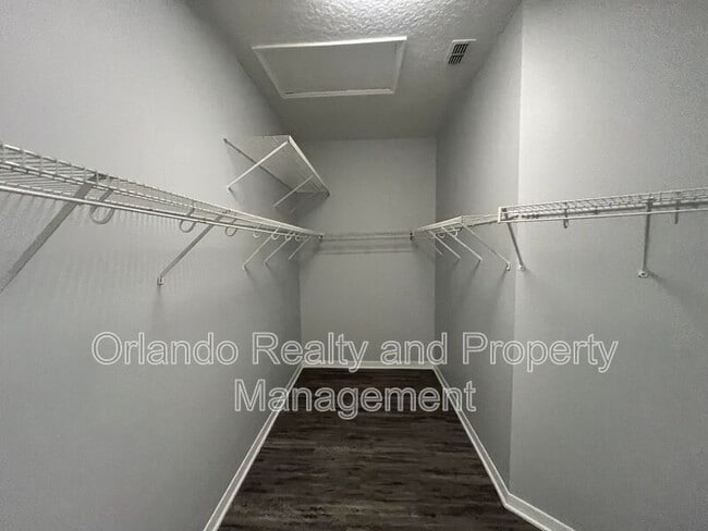 Building Photo - 4907 Blackburn Ct