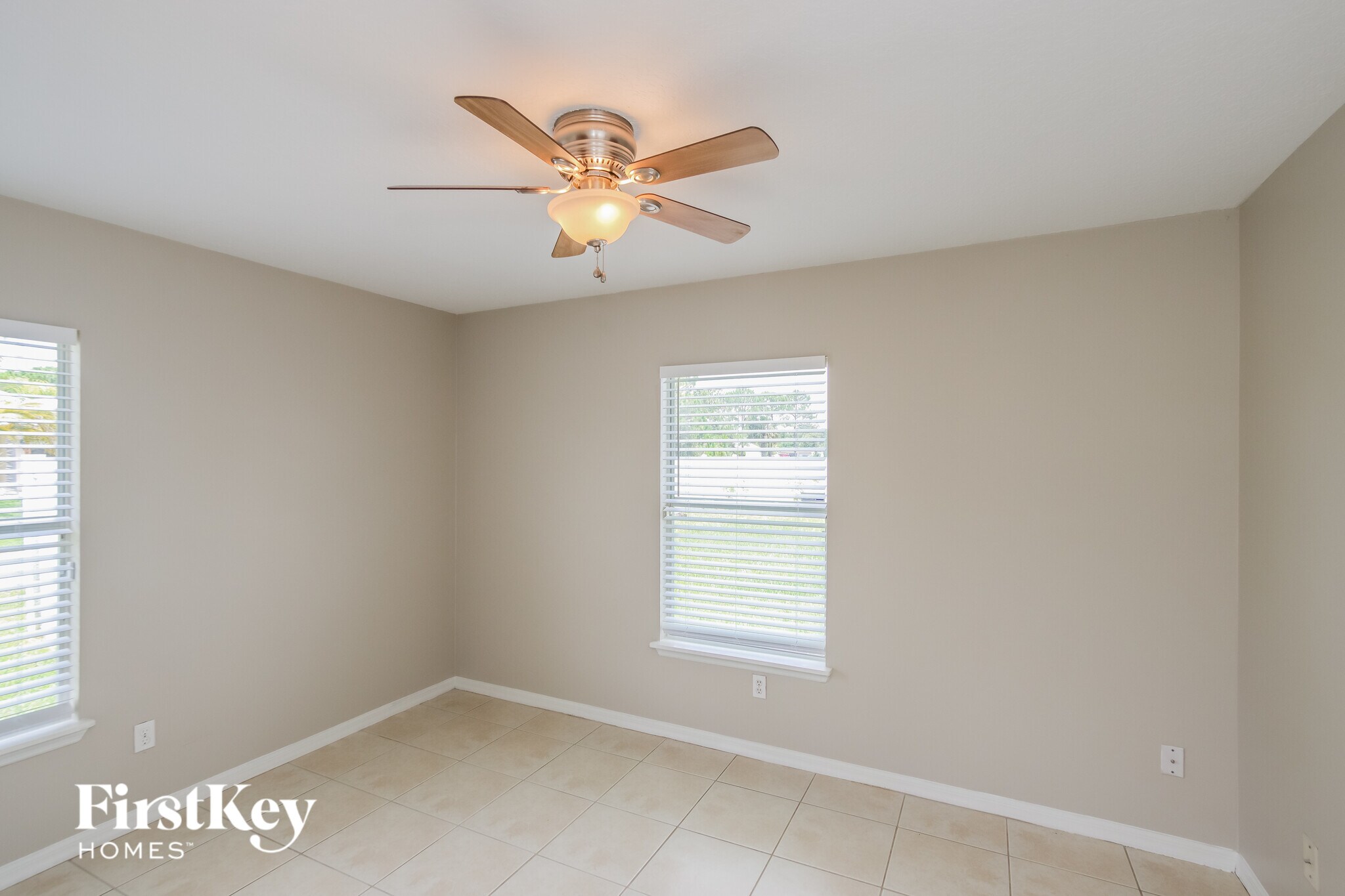 Building Photo - 1992 Tranter Ave SE