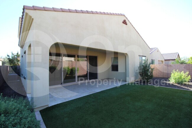 Building Photo - 4414 E Angela Dr