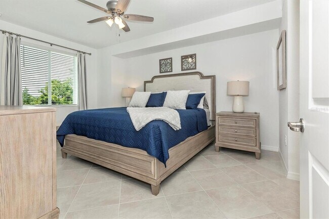 Building Photo - 12520 Galapagos Ct