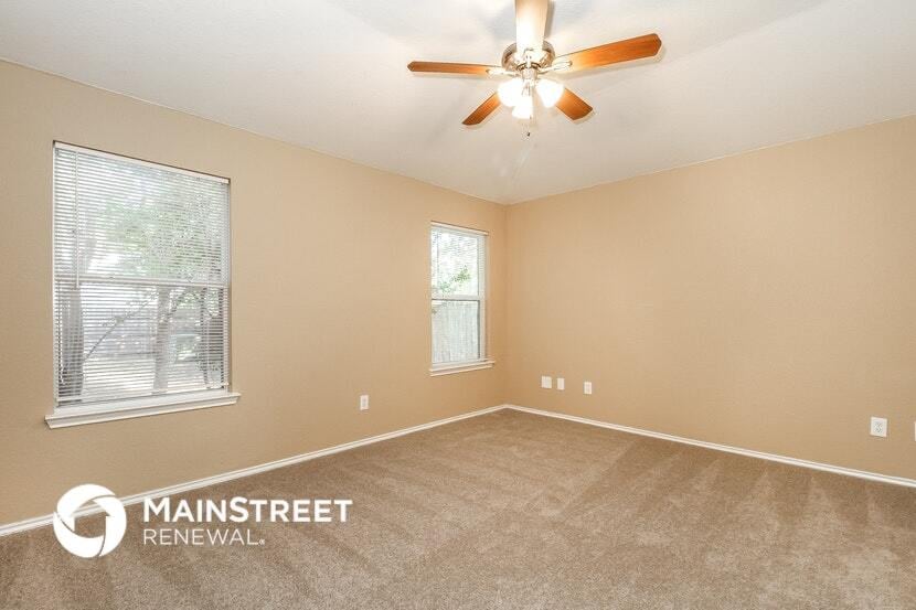 Building Photo - 2115 Clear Ct