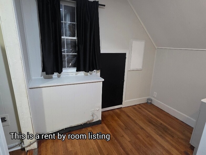 Building Photo - 1516 E Geer St