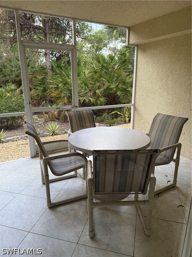 Building Photo - 15415 Cedarwood Ln