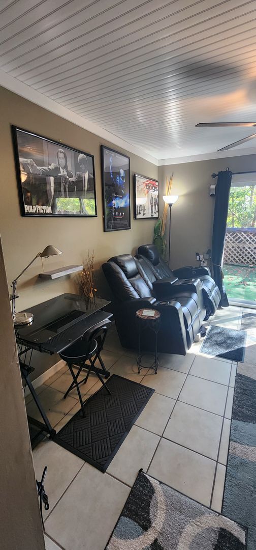 Building Photo - First two weeks for approved applicant.