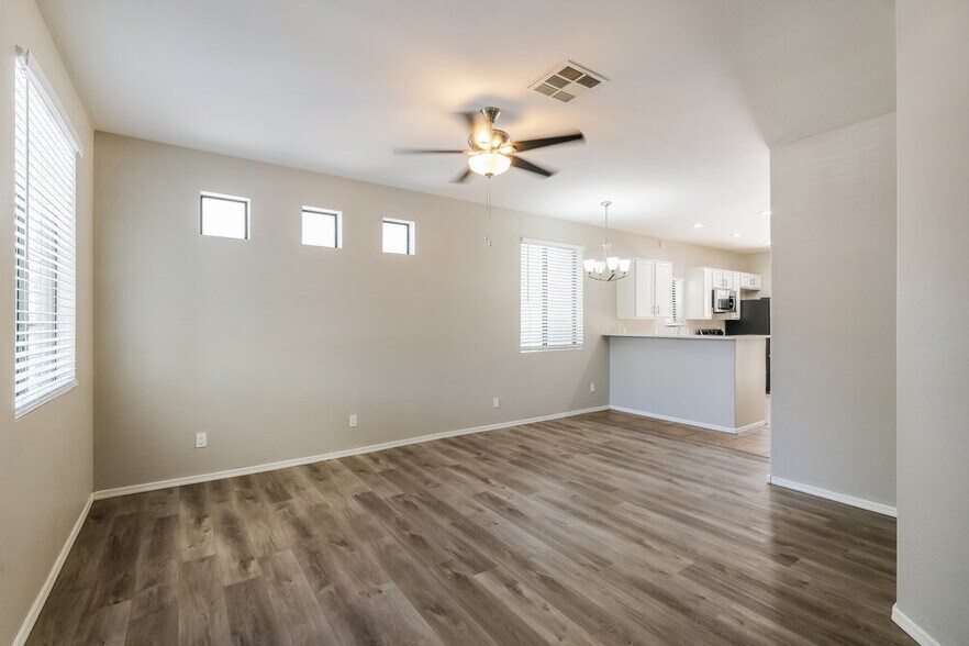 Building Photo - 10317 W Monterosa Ave