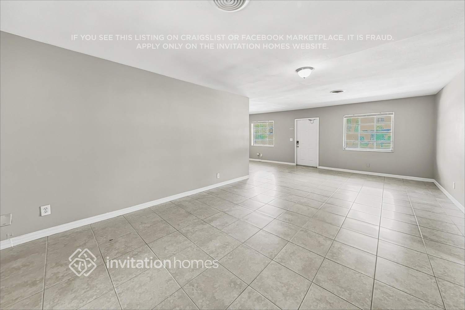 Building Photo - 458 NE 38th St