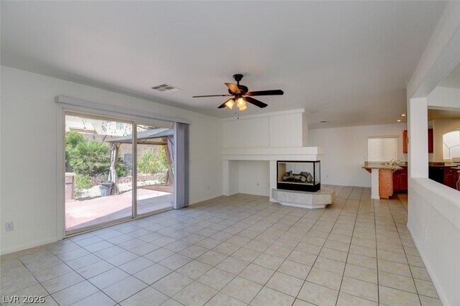 Building Photo - 10931 Carberry Hill St