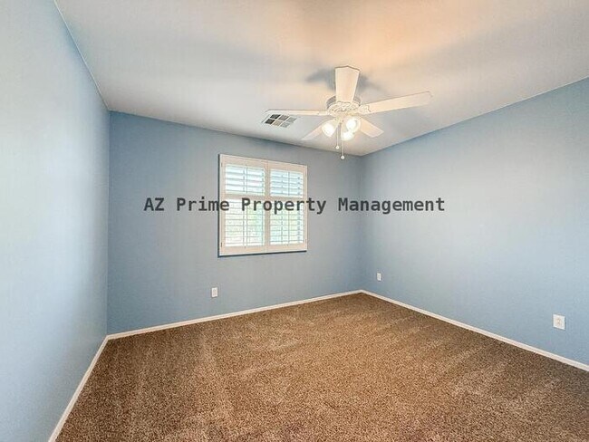 Building Photo - 10445 W Windsor Ave