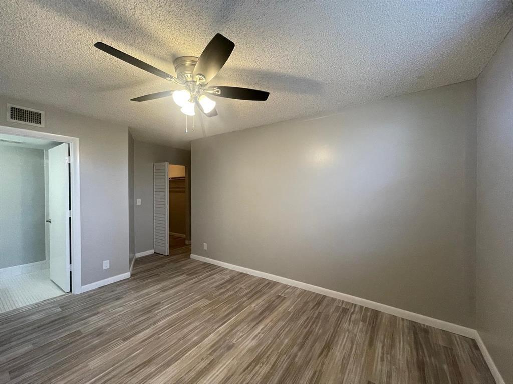 Building Photo - 7875 Margate Blvd