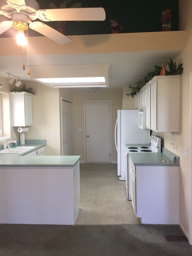 Building Photo - 5335 Blossom Ridge