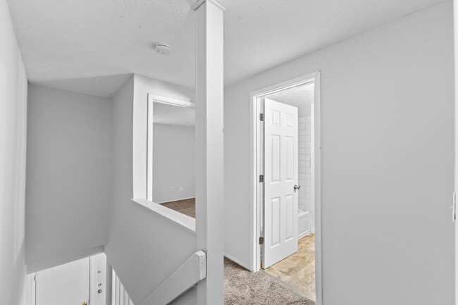 Building Photo - Spacious 3-Bedroom with Private Patio in Westerville