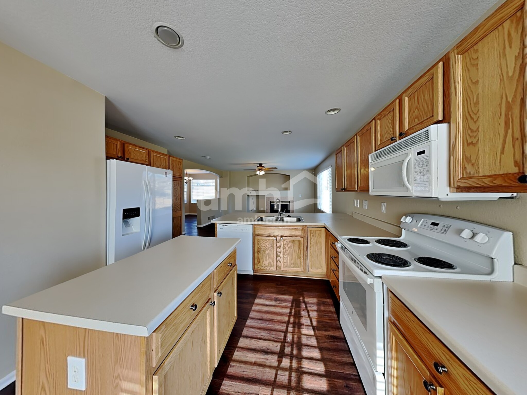 Building Photo - 6625 Fonder Dr