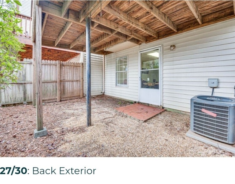 Building Photo - 2951 Lexington Trace Dr