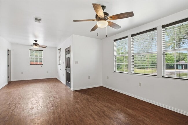 Building Photo - 7606 Williamson Creek Drive
