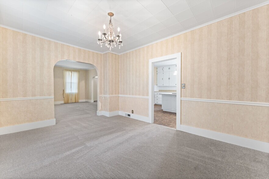 Building Photo - 2442 Mittman Rd