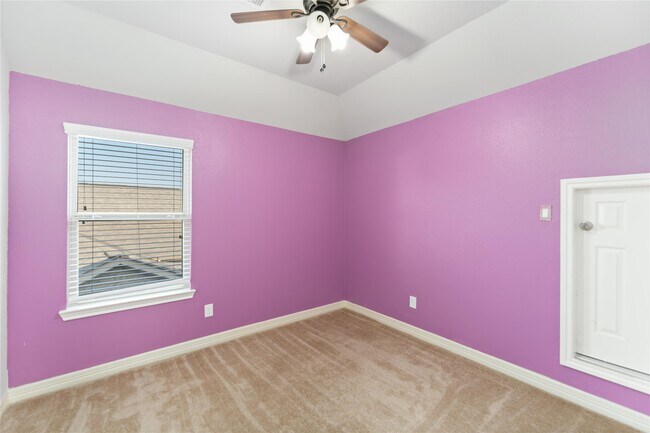 Building Photo - 9991 Boulder Bend Ln