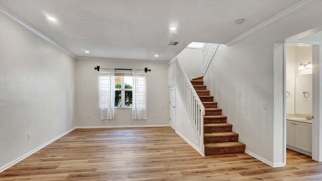 Building Photo - 7938 Jewelwood Dr