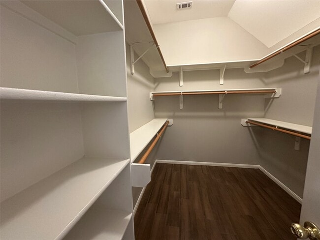 Building Photo - 18818 Harbor Key Cir