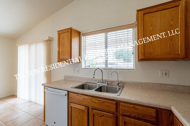 Building Photo - 2229 W Frostwood Ln