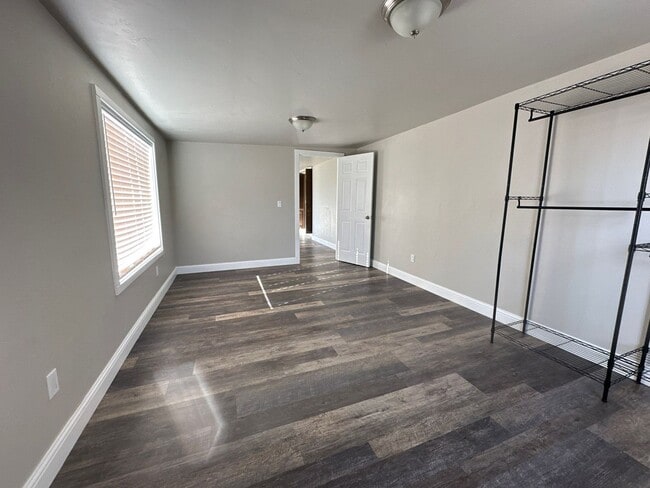 Building Photo - 5776 Harlan Dr