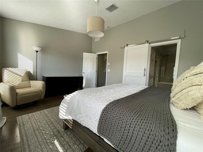 Building Photo - 12623 Langstaff Dr