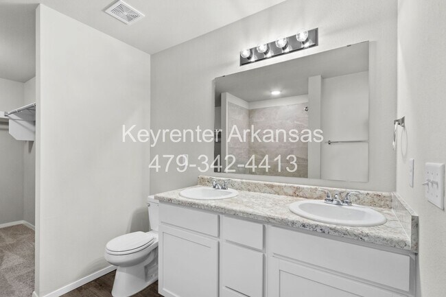 Building Photo - Brand new 3 bedroom, 2 bathroom home in Fayetteville, Arkansas