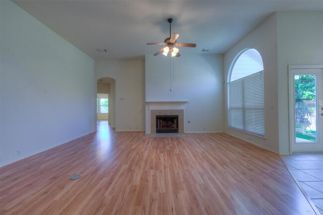 Building Photo - 1632 Belvedere Pl
