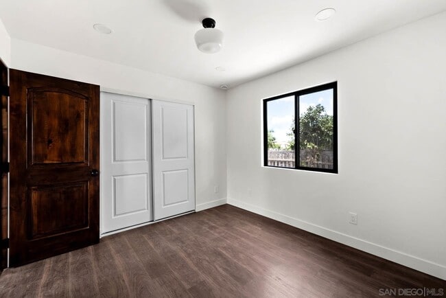 Building Photo - 2901 Webster Ave