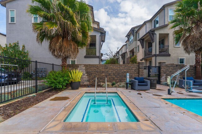 Building Photo - Newer townhome rental located in the gated One Seven Eight community!