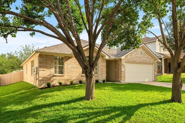 Building Photo - 3 Bed, 2 Bath Home with Community Pool in Georgetown