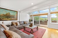 Building Photo - 100 N 8th St