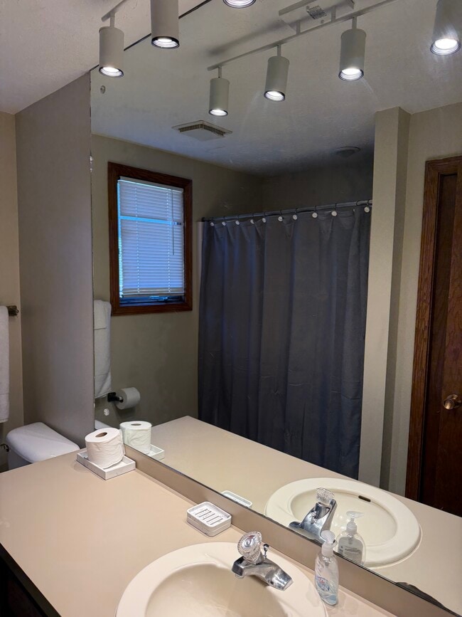 Building Photo - 3114 20th St NW