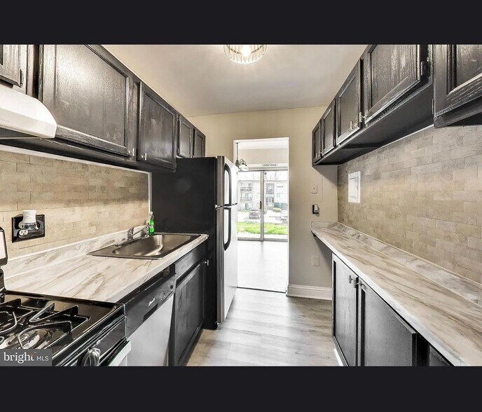 Building Photo - 12705 Dara Dr