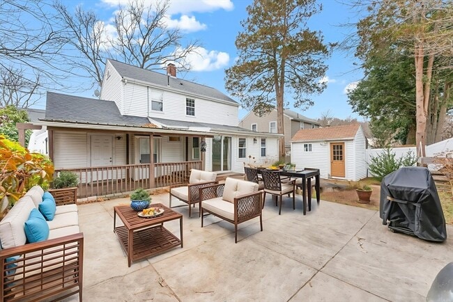 Building Photo - 20 Brae Rd