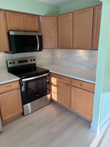 Building Photo - 235 Washington Square