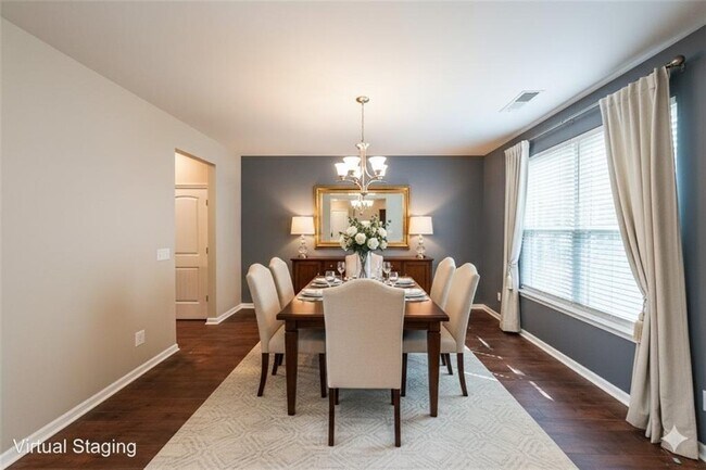 Building Photo - 819 Still Hill Ln SE