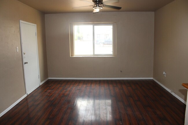 Building Photo - 3014 Richmond Ave