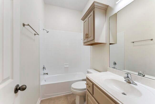Building Photo - 10 Andante Trail Pl